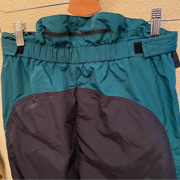 OBERMEYER Green Black Ski Snowboard Pants Size Junior 16Y Unisex-Missing Parts - Picture 7 of 12